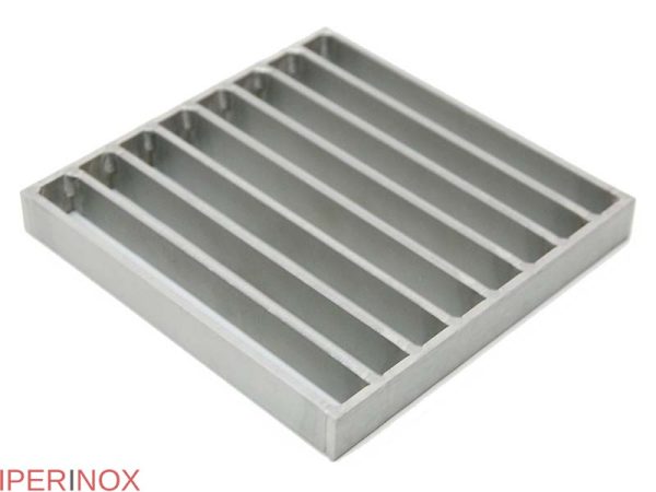 Chiusino a griglia profi 400x400 mm scarico verticale in acciaio inox - Iperinox